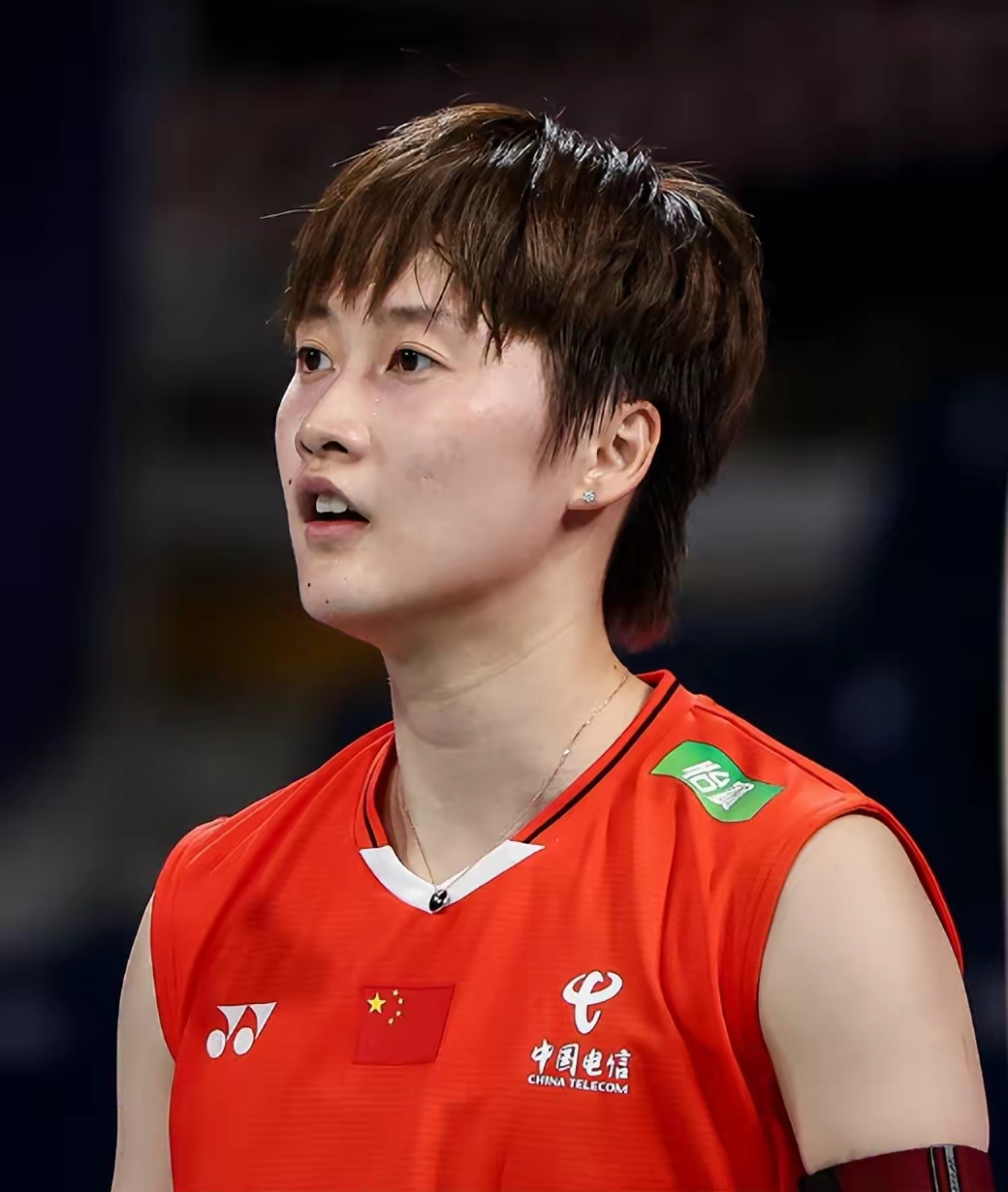 马来西亚队轻取中国队，陈雨菲点燃赛场